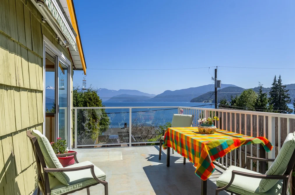1077 POINT ROAD, Gibsons BC V0N 1V1, Gibsons BC — Residential for Sale - Photo 6