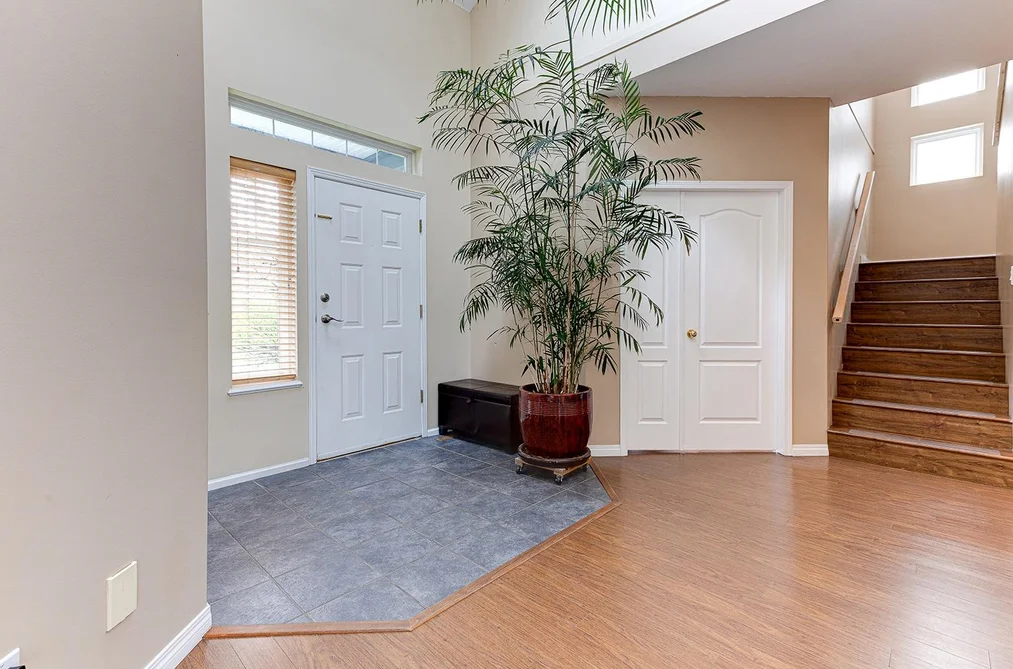 1077 RIVERSIDE DRIVE, Port Coquitlam BC V3B 8A7, Port Coquitlam BC — Residential for Sale - Photo 2