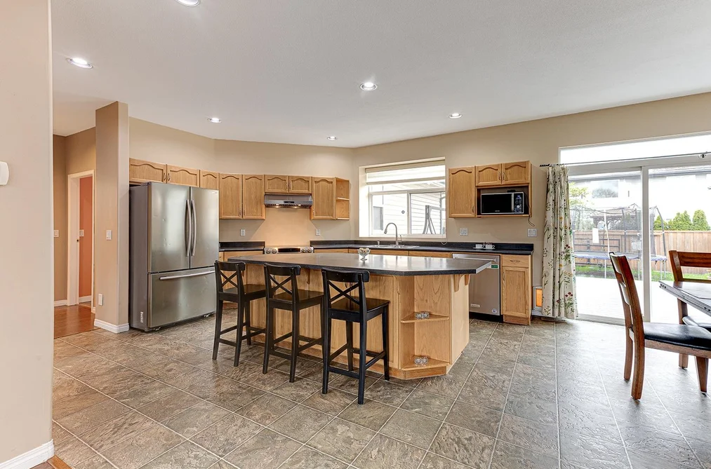 1077 RIVERSIDE DRIVE, Port Coquitlam BC V3B 8A7, Port Coquitlam BC — Residential for Sale - Photo 6