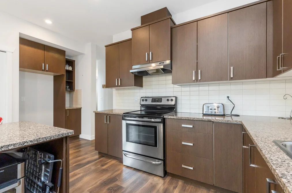 10777 ERSKINE STREET, Maple Ridge BC V2W 0E9, Maple Ridge BC — Residential for Sale - Photo 6