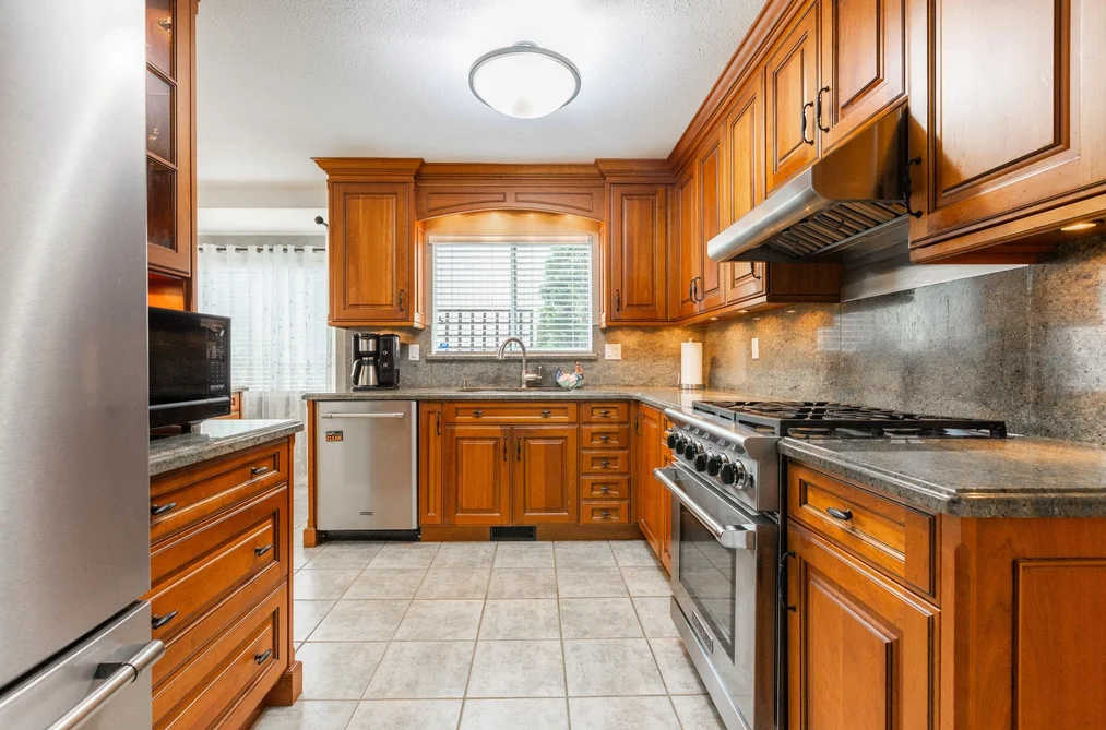 10779 FRASERGLEN DRIVE, Surrey BC V4N 1W6, Surrey BC — Residential for Sale — Photo 12 of 40