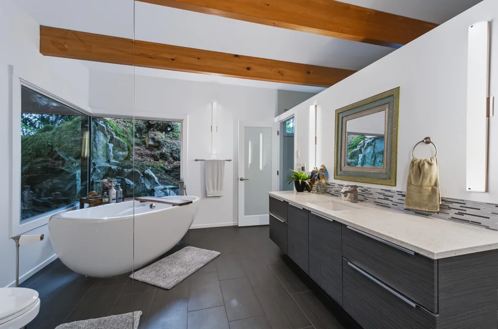 1079 Center Bay Road, Gambier Island, BC - House for Sale - Photo 19 of 40