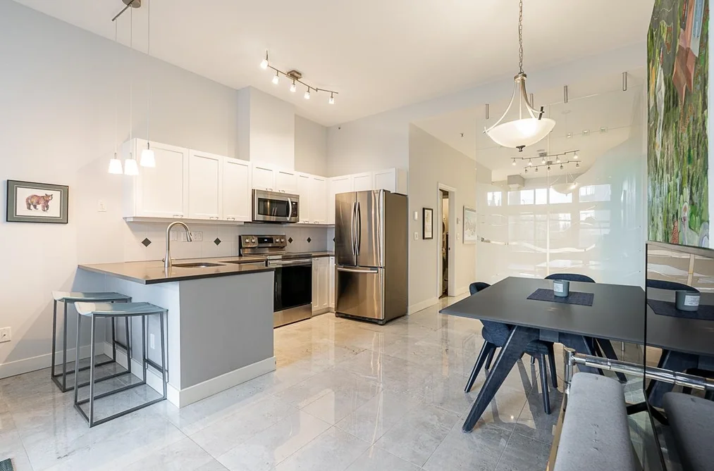 108 131 W 3RD STREET, North Vancouver BC V7M 1E7, North Vancouver BC — Residential for Sale - Photo 6