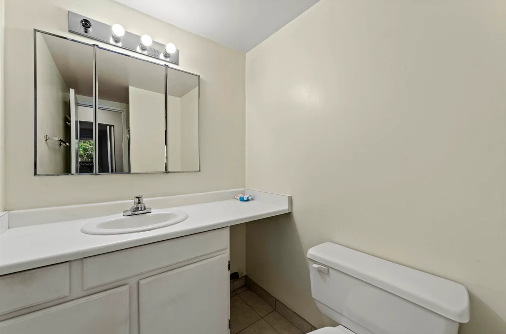 108 1420 E 8TH AVENUE, Vancouver BC V5N 1T4, Vancouver BC — Residential for Sale — Photo 20 of 29