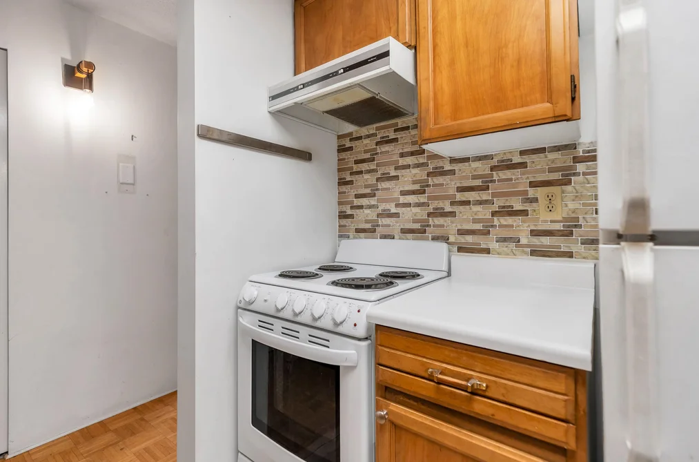 108 1535 NELSON STREET, Vancouver BC V6G 1M2, Vancouver BC — Residential for Sale - Photo 4