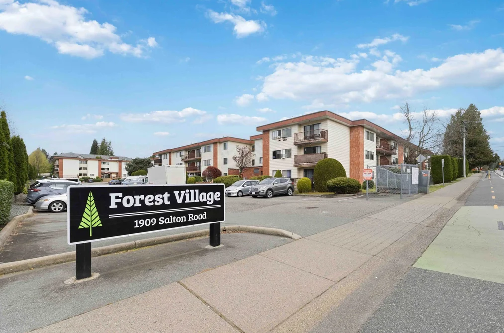 Condo for sale at 108 1909 Salton Road Abbotsford British Columbia - MLS: R3119197