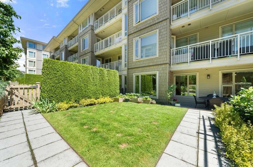 Condo for sale at 108 2665 Mountain Highway North Vancouver British Columbia - MLS: R3137493