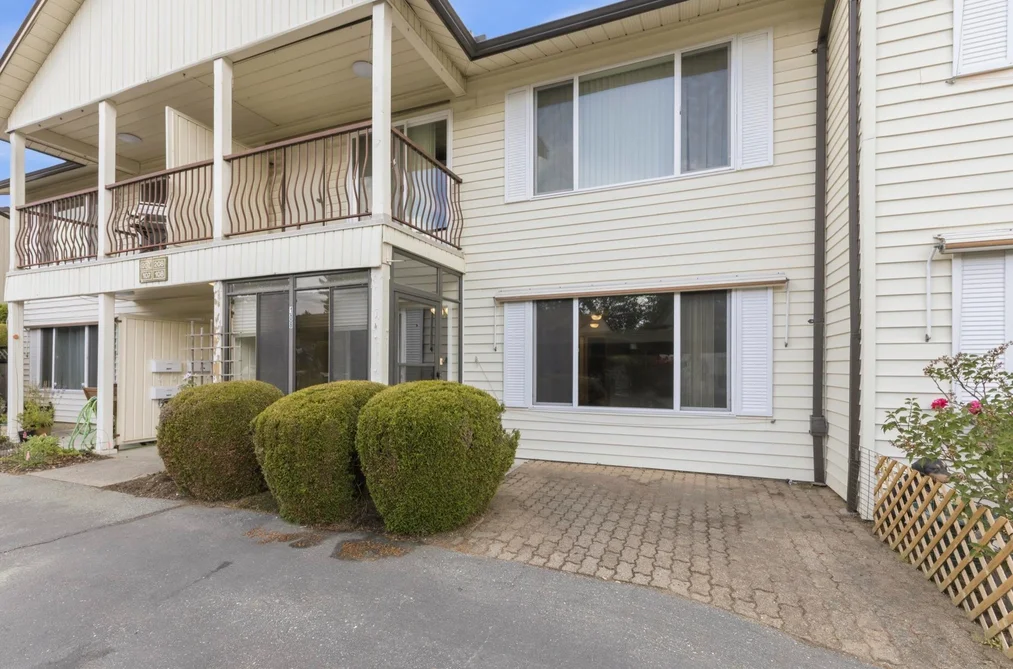 Townhouse for sale at 108 2853 W Bourquin Crescent Abbotsford British Columbia - MLS: R3124605
