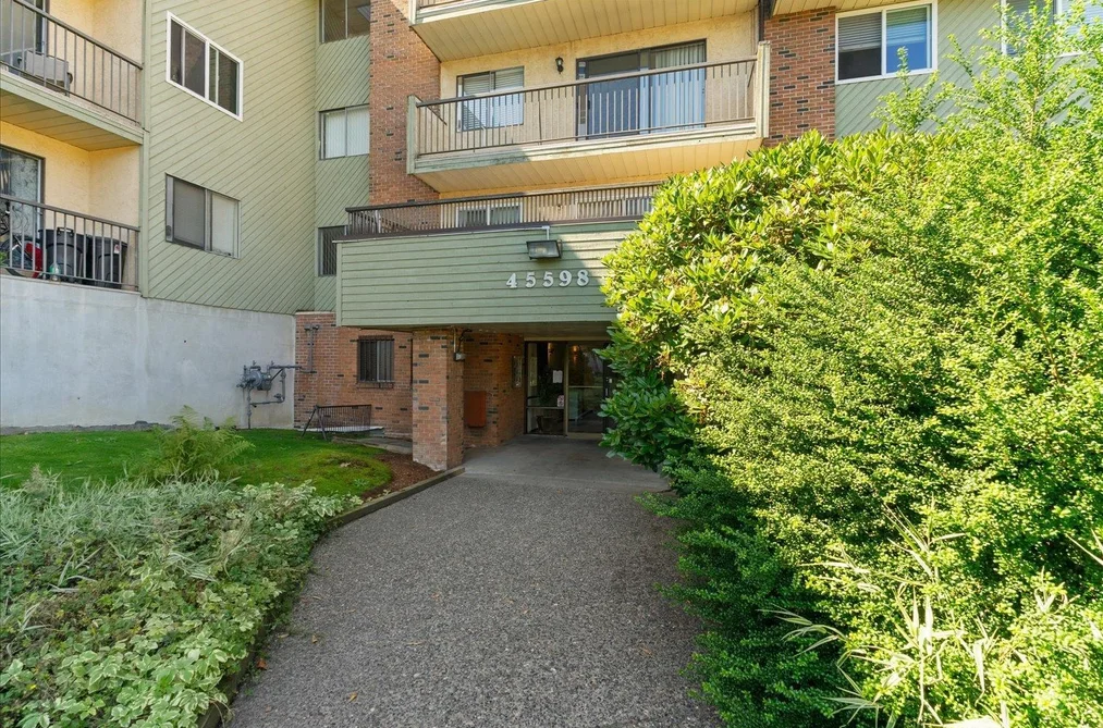 108 45598 MCINTOSH DRIVE, Chilliwack BC V2P 7J3, Chilliwack BC — Residential for Sale - Photo 2