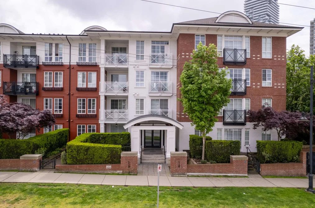 Condo for sale at 108 618 Como Lake Avenue Coquitlam British Columbia - MLS: R3124018