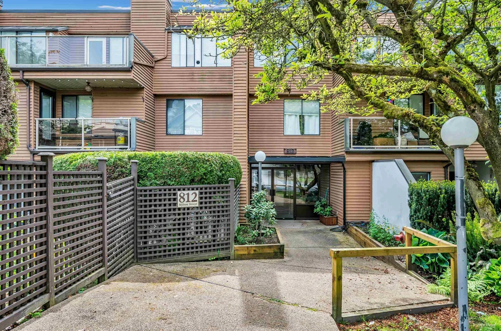 108 812 MILTON STREET, New Westminster BC V3M 1N2, New Westminster BC — Residential for Sale - Photo 2