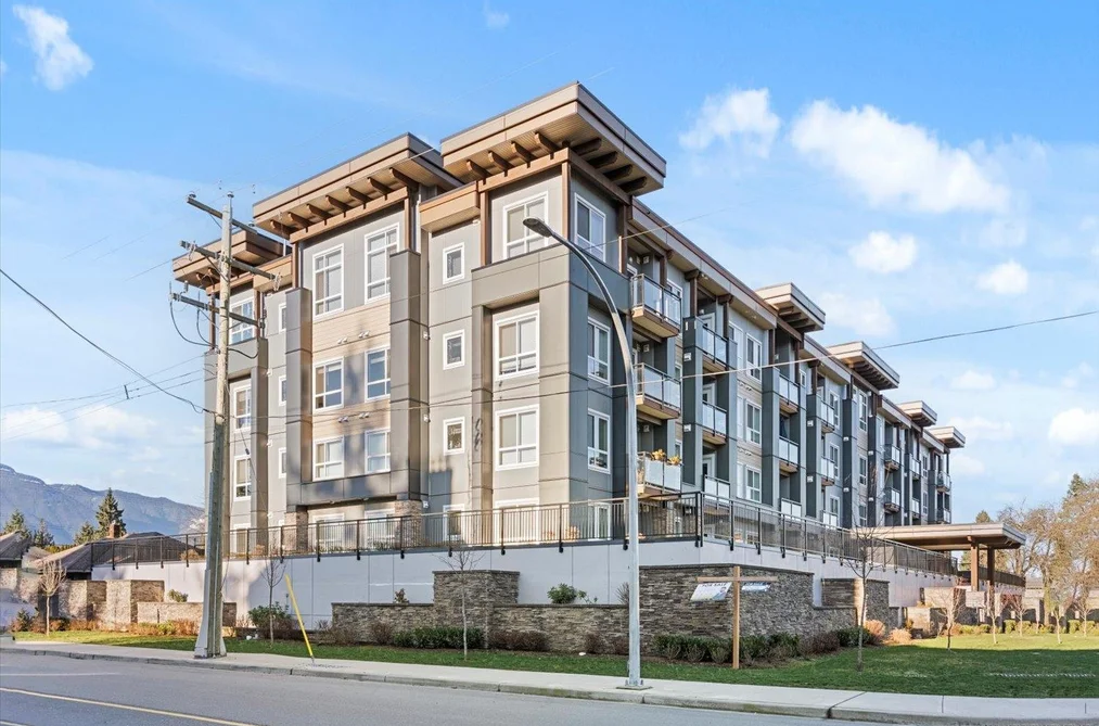 Condo for sale at 108 9450 Robson Street Chilliwack British Columbia - MLS: R3080929