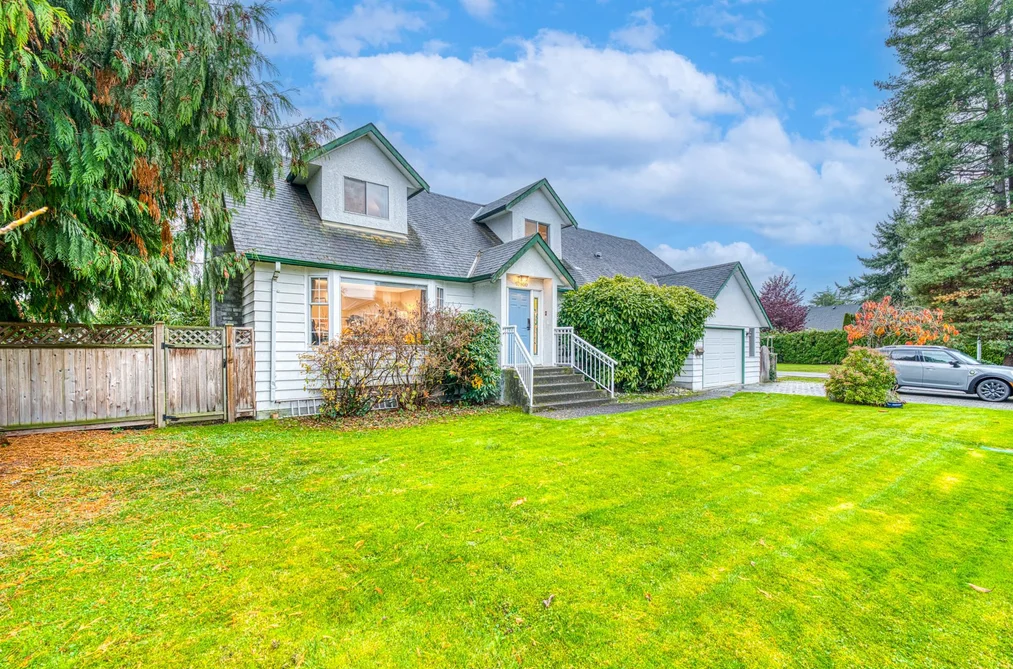 10800 ROCHDALE DRIVE, Richmond BC V7A 3N6, Richmond BC — Residential for Sale - Photo 2