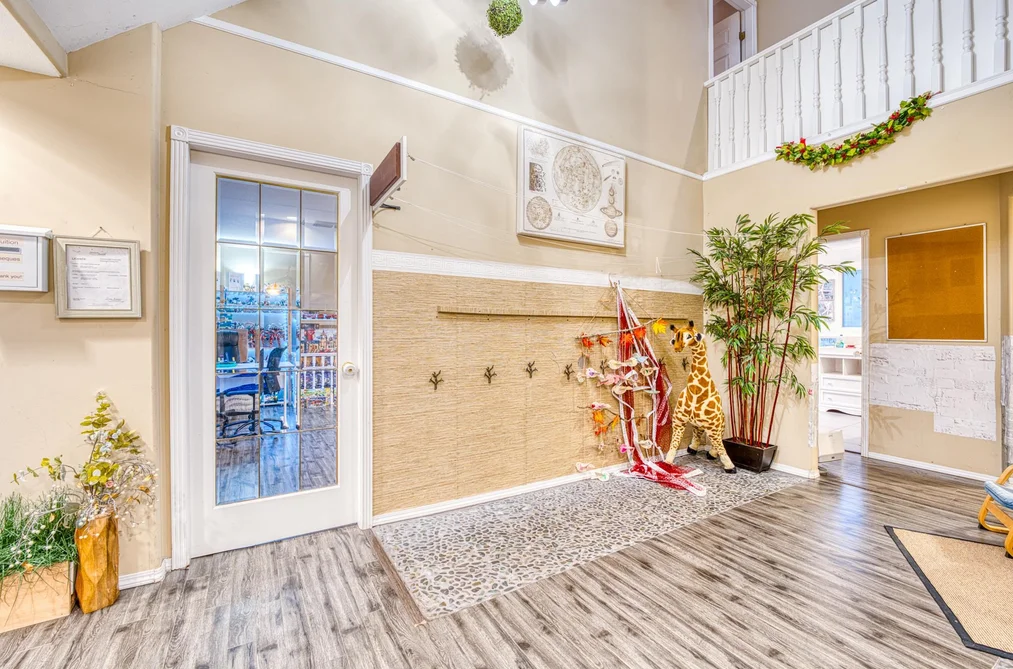 10800 ROCHDALE DRIVE, Richmond BC V7A 3N6, Richmond BC — Residential for Sale - Photo 5