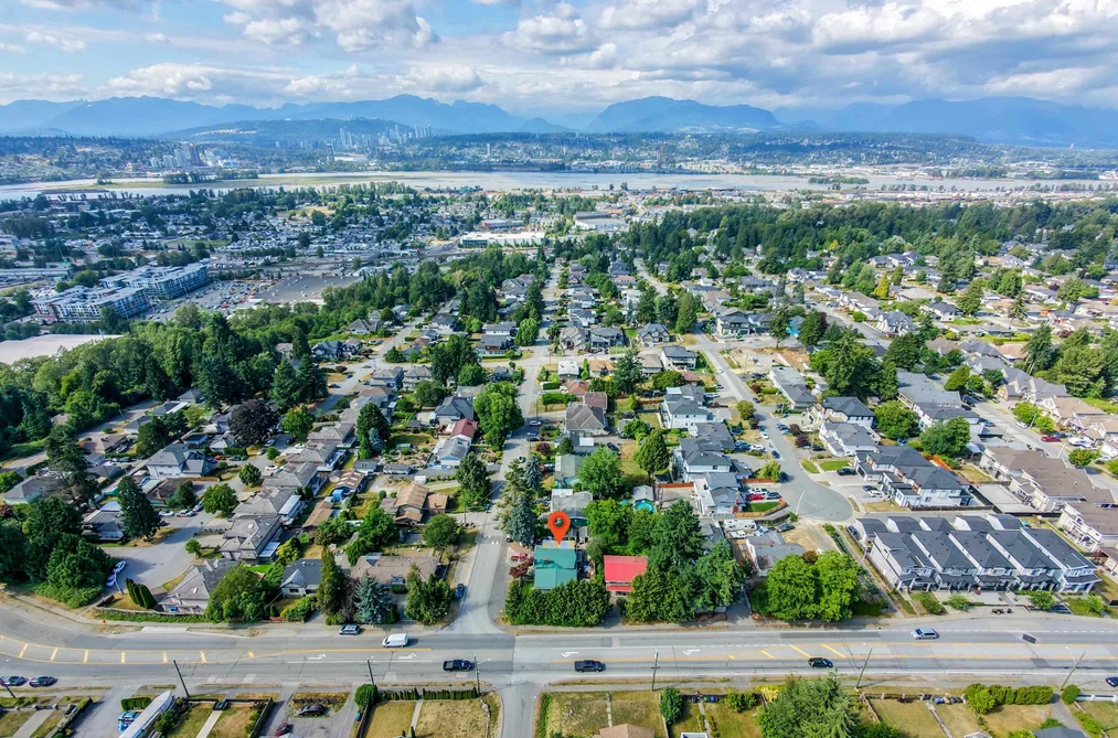 10810 129 STREET, Surrey, BC — Residential for Sale - Photo 2