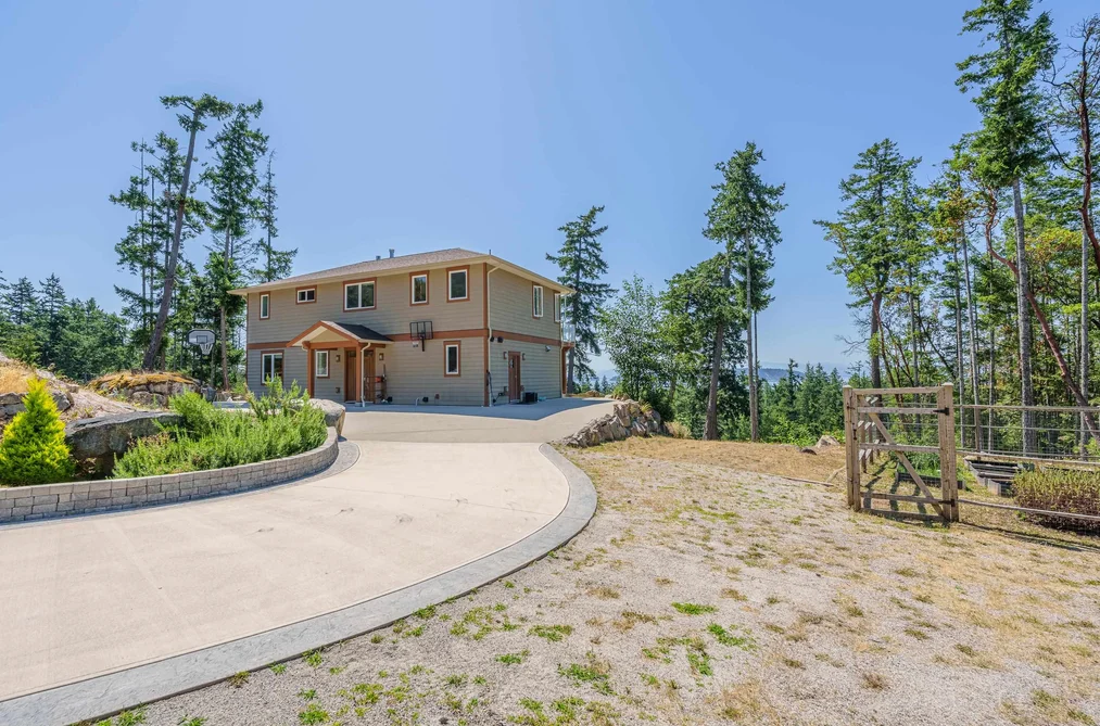 10825 WOOD BAY RIDGE ROAD, Halfmoon Bay BC V7Z 1B8, Halfmoon Bay BC — Residential for Sale - Photo 2