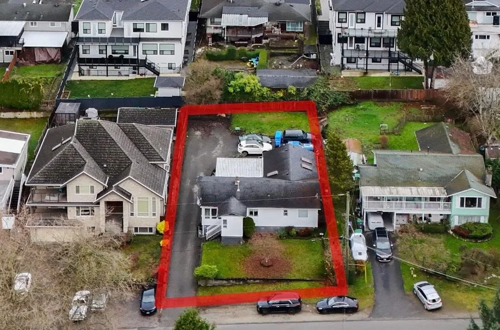 10846 129 STREET STREET, Surrey BC V3T 3H8, Surrey BC — Residential for Sale - Photo 2