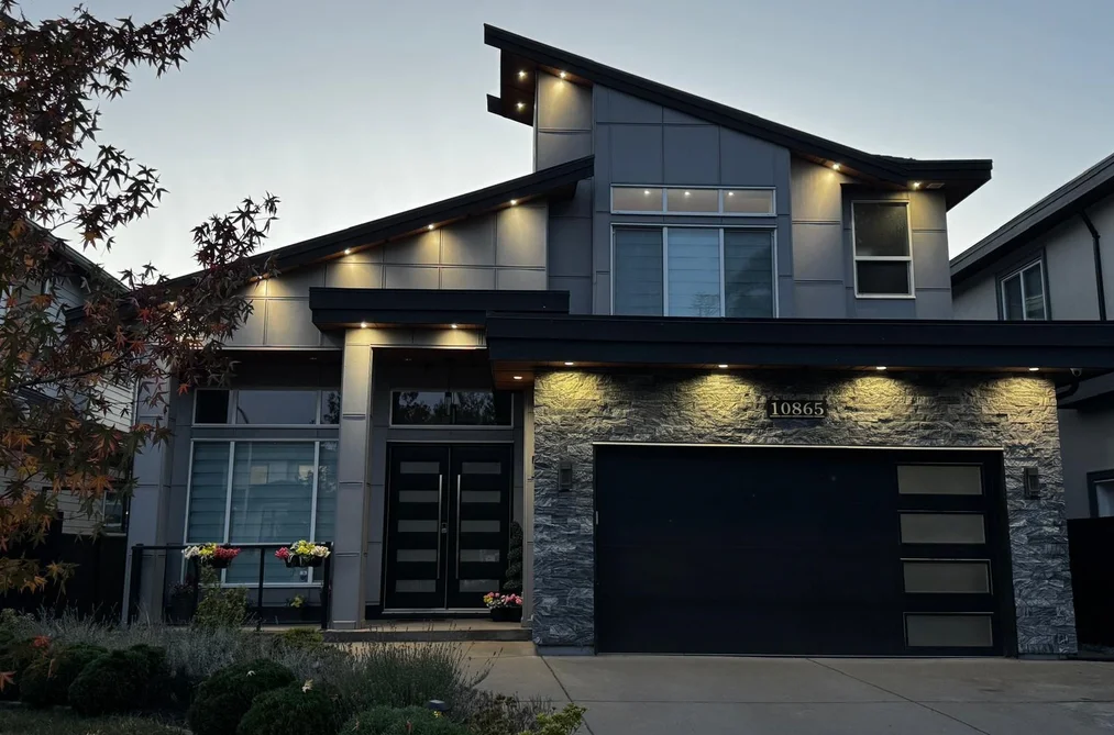 House for sale at 10865 156a Street Surrey British Columbia - MLS: R3148402