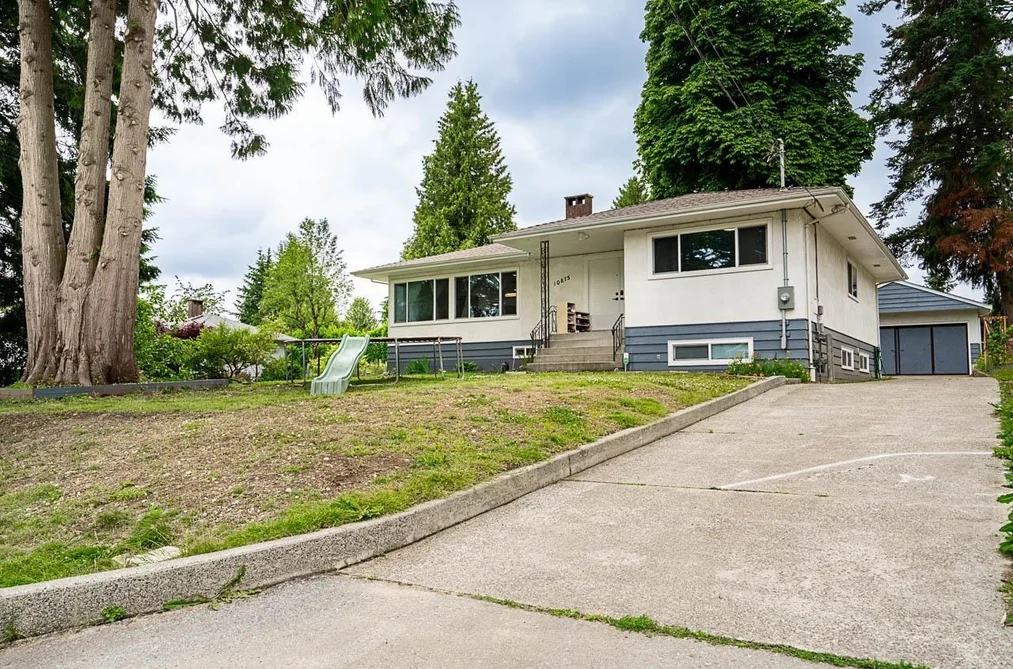 House for sale at 10875 143 Street Surrey British Columbia - MLS: R3124600