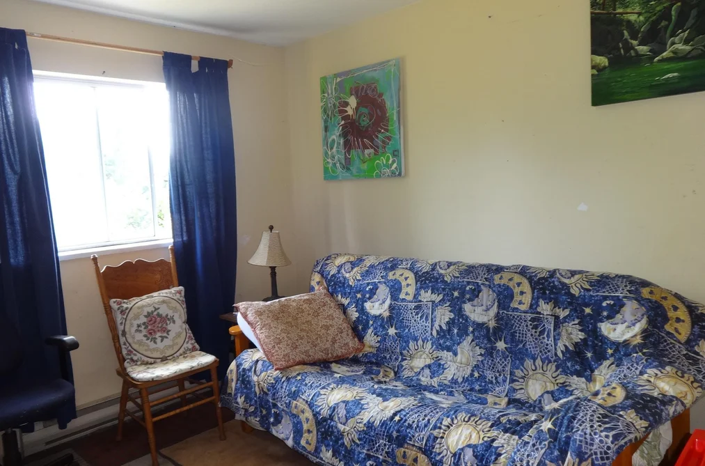 1088 SUNNYSIDE ROAD, Gibsons BC V0N 1V3, Gibsons BC — Residential for Sale — Photo 8 of 12