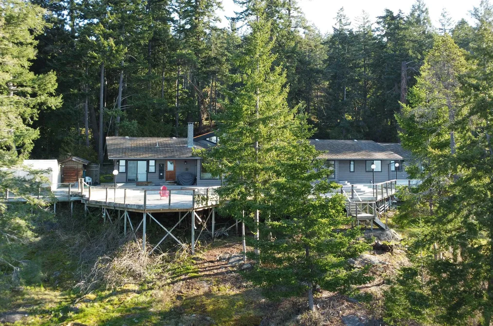 10881 SUNSHINE COAST HIGHWAY, Halfmoon Bay BC V7Z 1B8, Halfmoon Bay BC — Residential for Sale - Photo 4