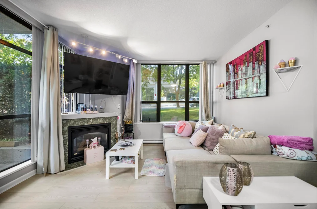 10899 UNIVERSITY DRIVE, Surrey BC V3T 5V2, Surrey BC — Residential for Sale - Photo 2