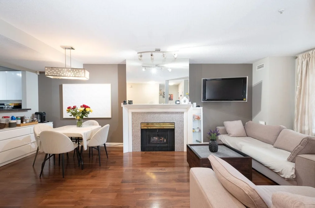 Townhouse for sale at 108e 3081 Glen Drive Coquitlam British Columbia - MLS: R3116787