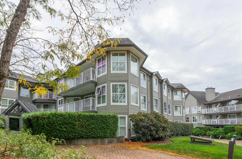 Condo for sale at 109 15120 108 Avenue Surrey British Columbia - MLS: R3170647