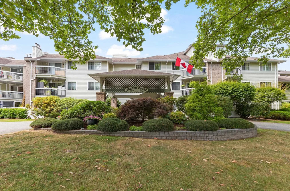 Condo for sale at 109 22514 116 Avenue Maple Ridge British Columbia - MLS: R3109106