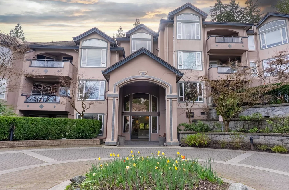 Condo for sale at 109 3280 Plateau Boulevard Coquitlam British Columbia - MLS: R3114004