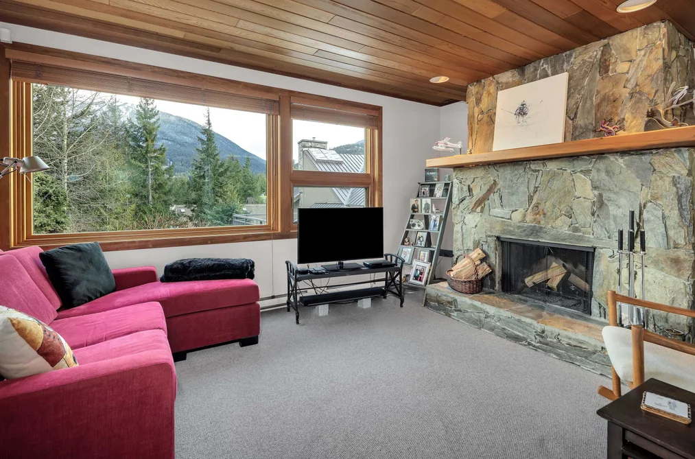 109 6117 EAGLE DRIVE, Whistler BC V8E 0E1, Whistler BC — Residential for Sale - Photo 2