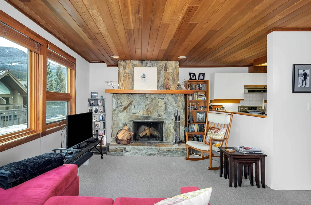 109 6117 EAGLE DRIVE, Whistler BC V8E 0E1, Whistler BC — Residential for Sale - Photo 3