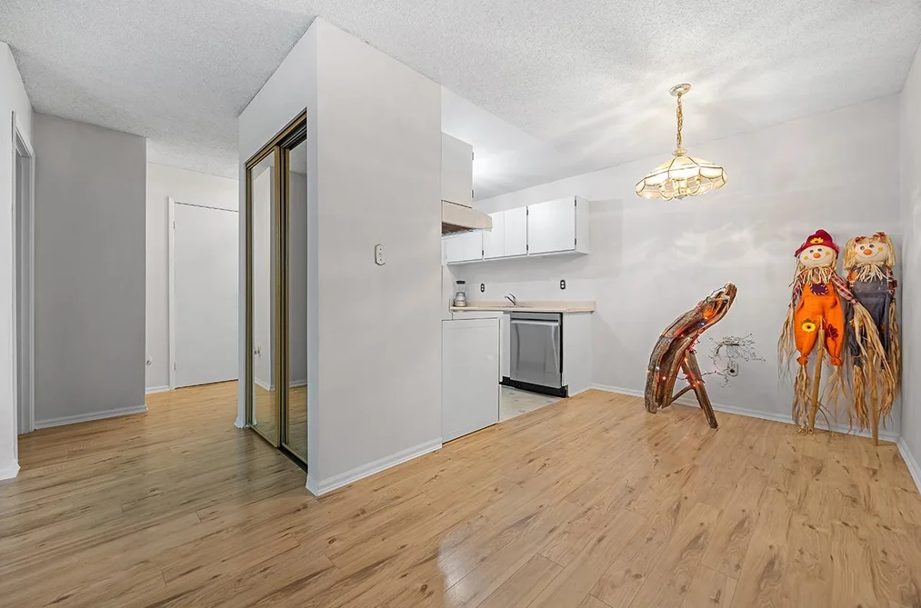 109 8231 GRANVILLE AVENUE, Richmond, BC — Residential for Sale — Photo 8 of 22