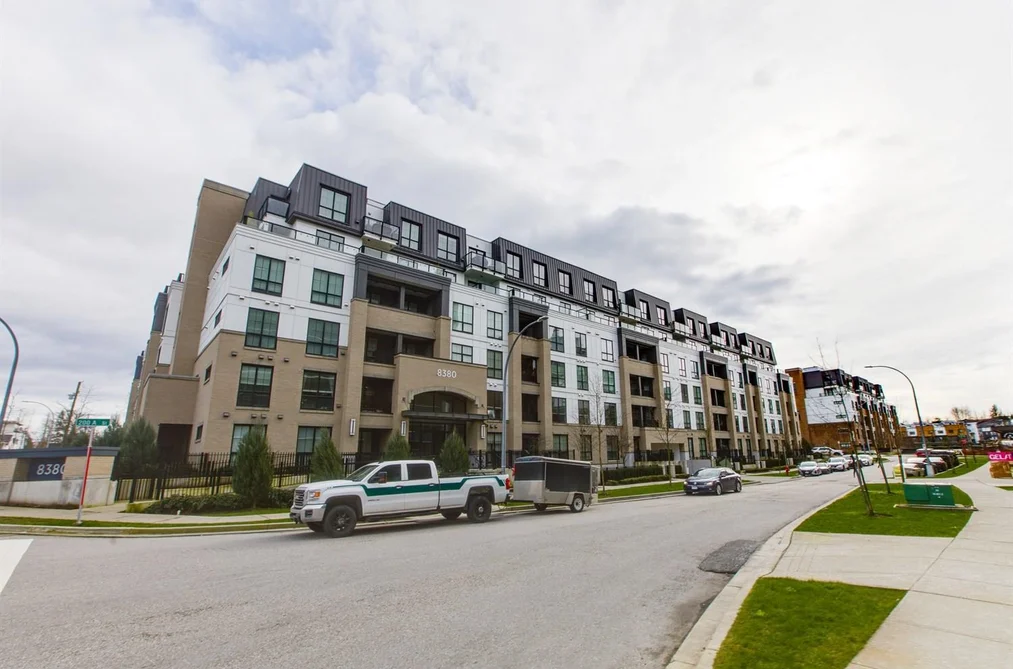 Condo for sale at 109 8380 200a Street Langley British Columbia - MLS: R3090550