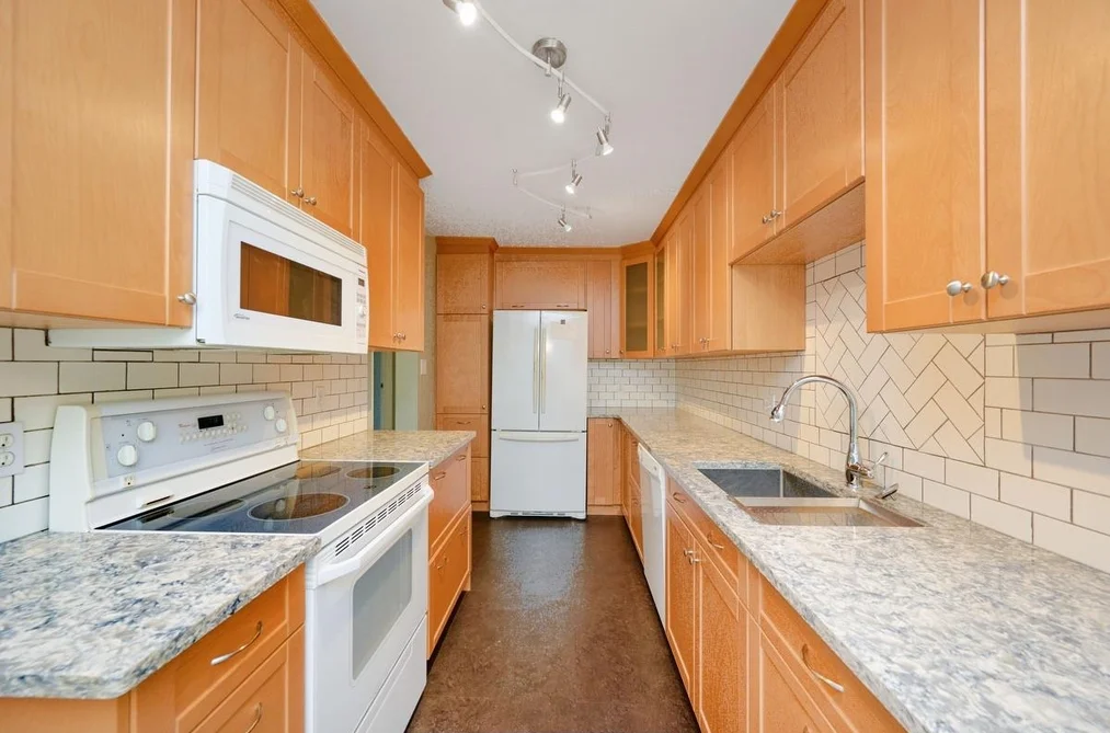 109 9202 HORNE STREET, Burnaby BC V3N 4K2, Burnaby BC — Residential for Sale - Photo 2