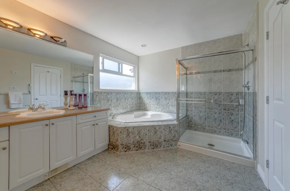10925 168 STREET, Surrey BC V4N 5H6, Surrey BC — Residential for Sale — Photo 17 of 38