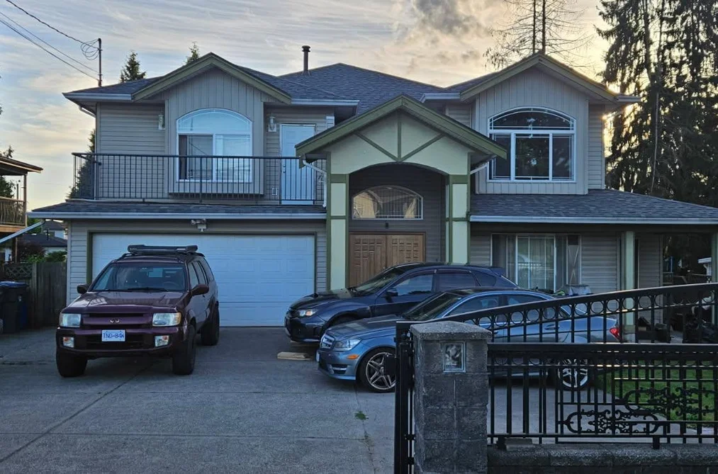 House for sale at 10947 140 Street Surrey British Columbia - MLS: R3022142