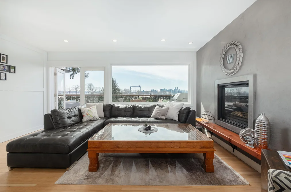 1095 W KEITH ROAD, North Vancouver BC V7P 1Y6, North Vancouver BC — Residential for Sale - Photo 2