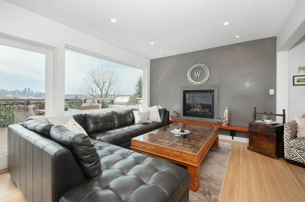 1095 W KEITH ROAD, North Vancouver BC V7P 1Y6, North Vancouver BC — Residential for Sale - Photo 3