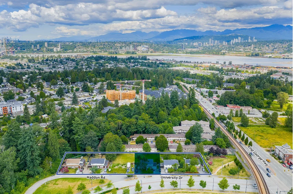 House for sale at 10957 University Drive Surrey British Columbia - MLS: R3101214