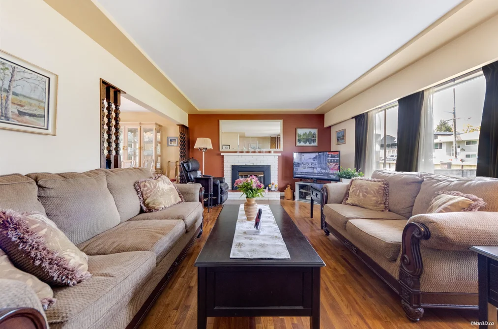 10962 145A STREET, Surrey BC V3R 3S4, Surrey BC — Residential for Sale - Photo 4