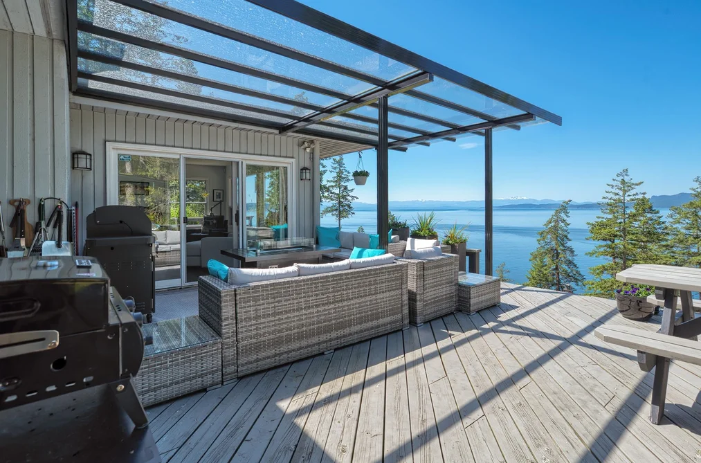 10991- 10993 SUNSHINE COAST HIGHWAY, Halfmoon Bay BC V7Z 1B8, Halfmoon Bay BC — Residential for Sale - Photo 2