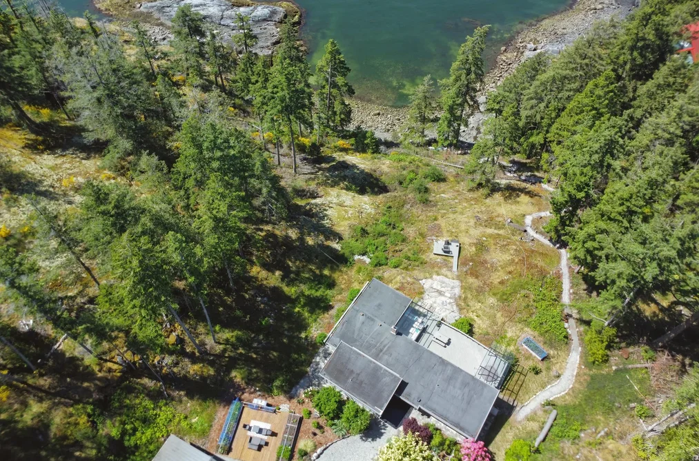 10991- 10993 SUNSHINE COAST HIGHWAY, Halfmoon Bay BC V7Z 1B8, Halfmoon Bay BC — Residential for Sale - Photo 4