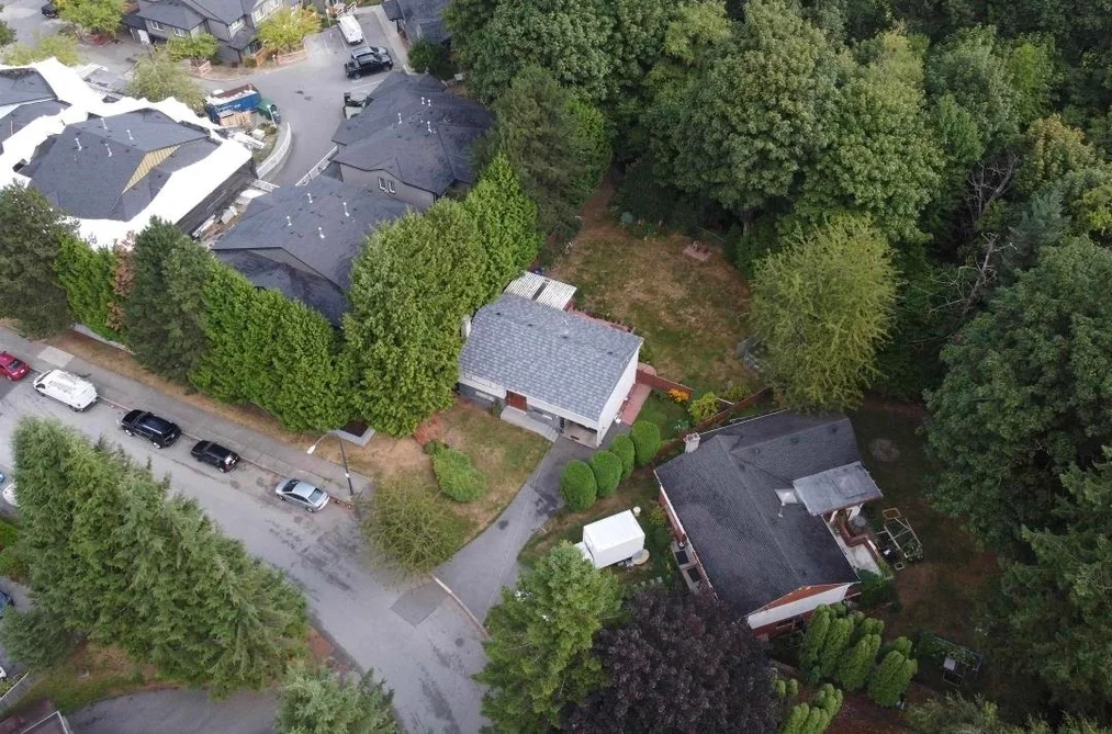 10992 132A STREET, Surrey BC V3T 3Y4, Surrey BC — Residential for Sale - Photo 2