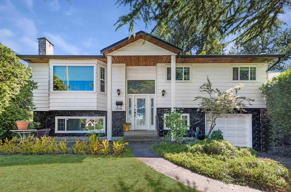 House for sale at 10996 82 Avenue Delta British Columbia - MLS: R3121813