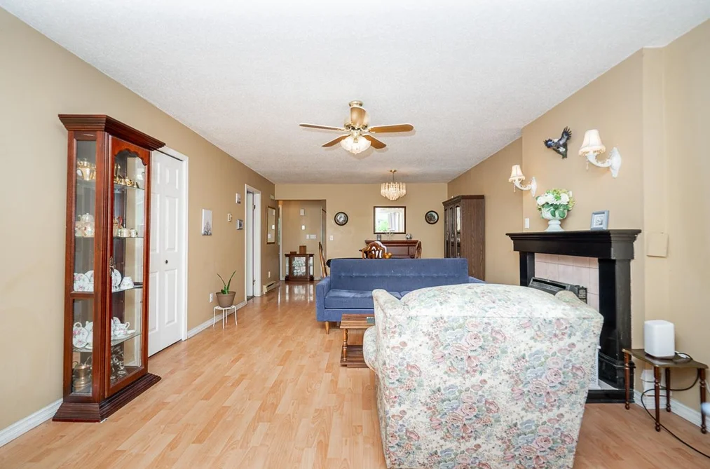11 12049 217TH STREET, Maple Ridge BC V2X 5L2, Maple Ridge BC — Residential for Sale — Photo 4 of 25