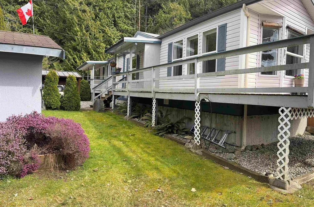 11 12793 MADEIRA PARK ROAD, Madeira Park BC V0N 2H1, Madeira Park BC — Residential for Sale - Photo 4