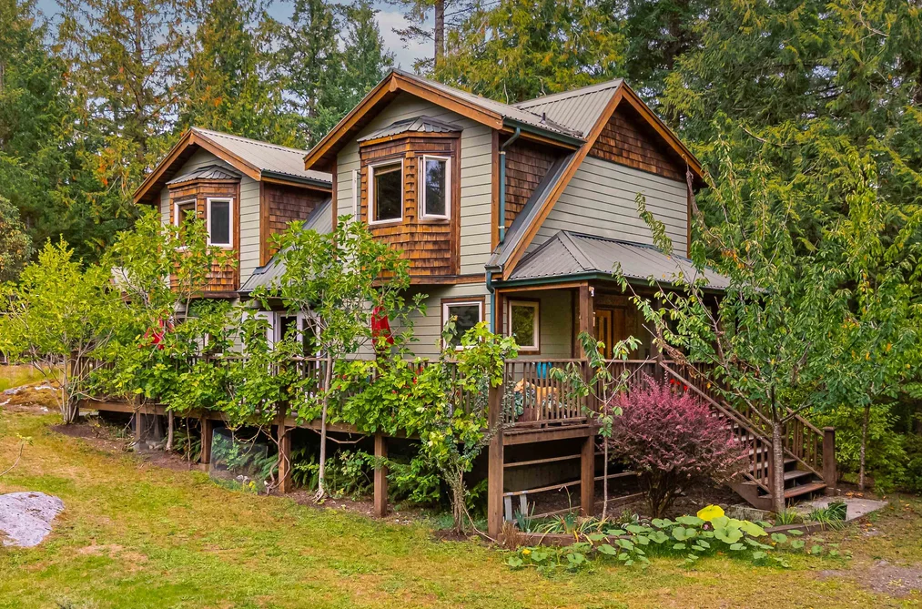 House for sale at 11 13651 Camp Burley Road Garden Bay British Columbia - MLS: R3161961