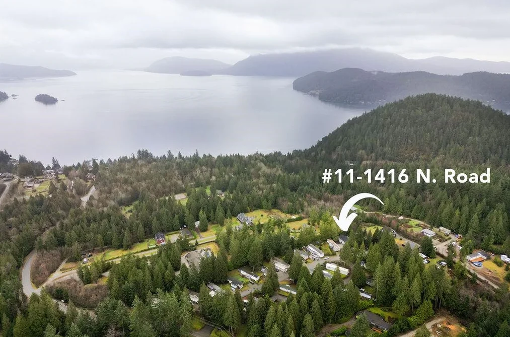 Manufactured Home for sale at 11 1416 North Road Gibsons British Columbia - MLS: R3116843