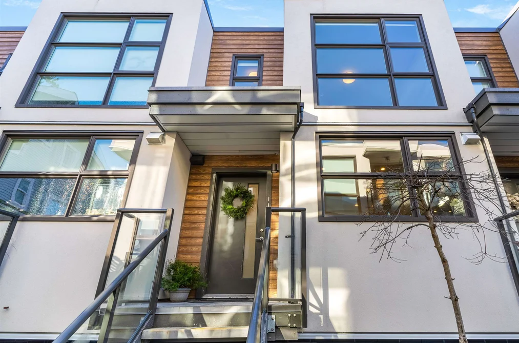 11 14820 BUENA VISTA AVENUE, White Rock BC V4B 0B3, White Rock BC — Residential for Sale - Photo 3